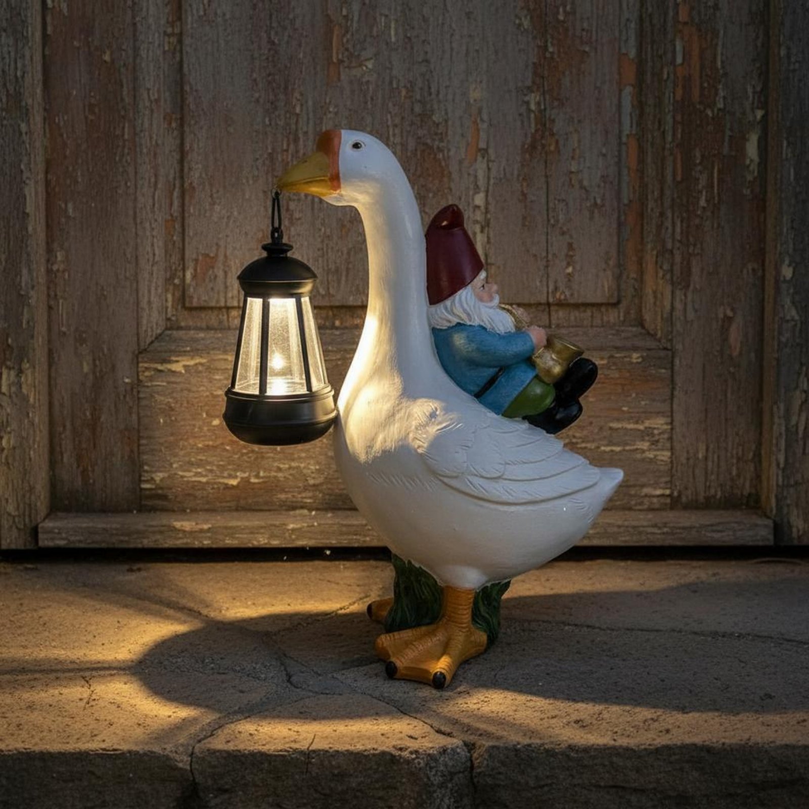 Outdoor Lighting Traditional - Figurka Gnoma na Gęsiej Krzyni, Odporna