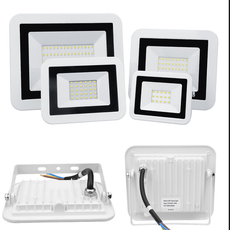 Reflektor z białą skorupą Ultr – Outdoor Lighting With Outlet recenzja i cena