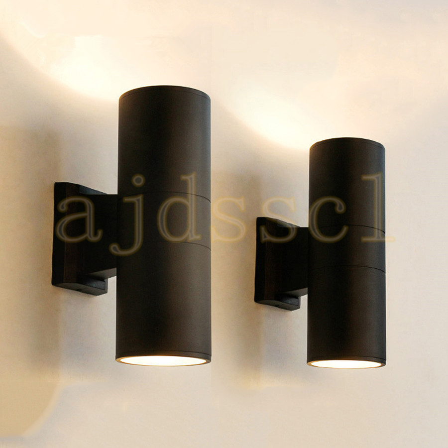 Lampa Ścienna LED na Werandę,  – Outdoor Lighting With Outlet recenzja i cena