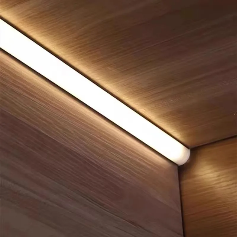 Wodoodporna silikonowa lampa L – Outdoor Lighting With Outlet recenzja i cena